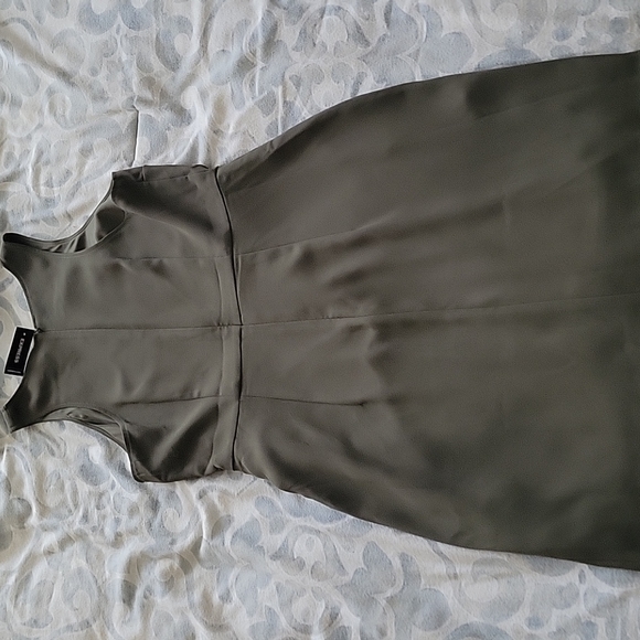 Womans Express dress, olive green, new w/tags size Medium - Picture 4 of 5